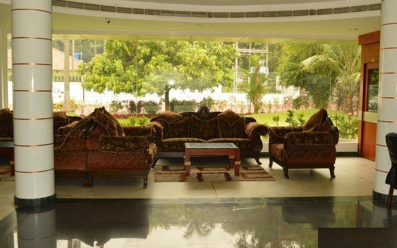 Tripenta Hotel, Palakkad 4